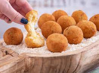 SALGADOS - BOLINHA DE QUEIJO - Bendita Filó - Pacote com 6 unids