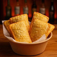 SALGADOS - PASTEL DE QUEIJO - 6 Unids