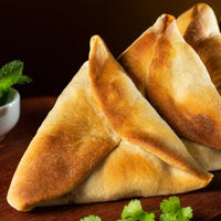 SALGADOS - Quatro Esfihas Fechadas de Queijo - Pacote de 280g c/ 4 unids