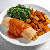 Light 300 - Panqueca Integral de Frango ao Sugo, com Abóbora assada e Espinafre no bafo - 300gr