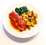 Light 300 - Panqueca Integral de Frango ao Sugo, com Abóbora assada e Espinafre no bafo - 300gr