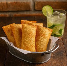 SALGADOS - PASTEL DE CARNE - 6 Unids