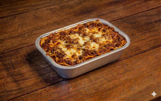 Lasanha Média Clássica à Bolonhesa - 800gr - 2 a 3 pessoas