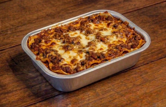 Lasanha Média Clássica à Bolonhesa - 800gr - 2 a 3 pessoas