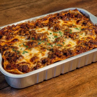 Lasanha Grande Clássica à Bolonhesa - 1,8Kg - 5 a 6 pessoas - FAMÍLIA - MASSA