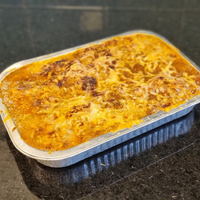 FAMÍLIA - MASSA - 3 pessoas - Lasanha Média Clássica à Bolonhesa para Gratinar - 800gr