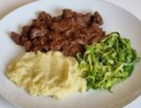 FIT - Picadinho de Carne Fit, Spaghetti de Abobrinha e Purê de Batata-doce 400g