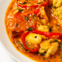 FAMÍLIA - PEIXES - 2 pessoas - Moqueca de Cação - 400g